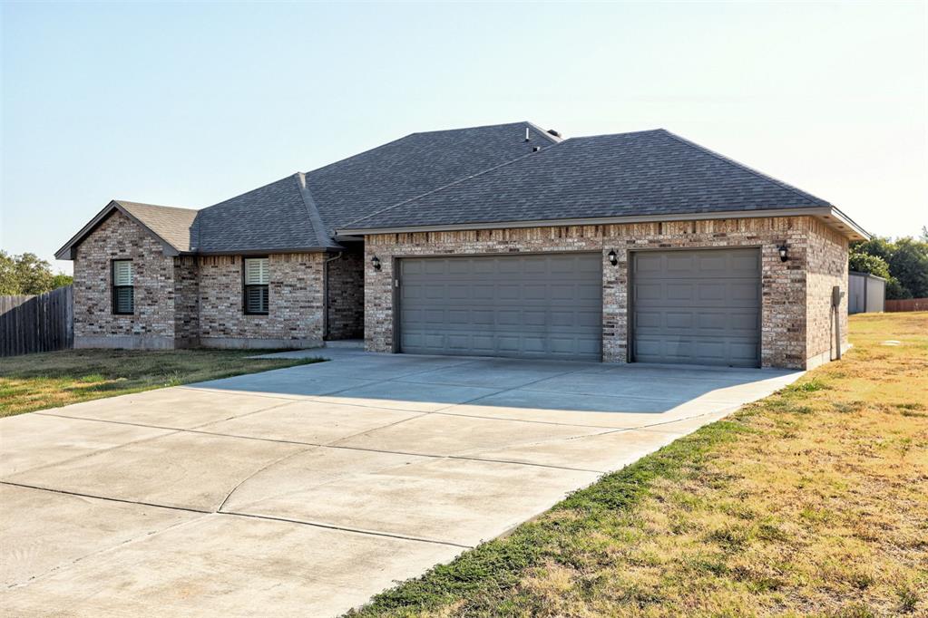 9714 Country Side Lane Property Photo 2