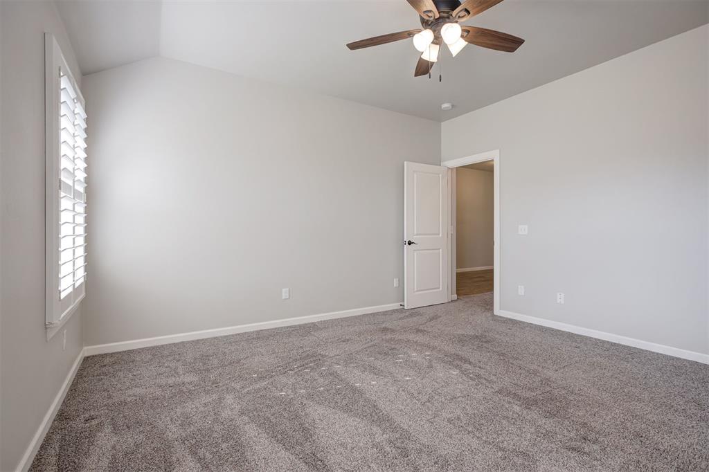 9714 Country Side Lane Property Photo 20
