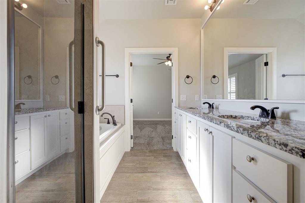 9714 Country Side Lane Property Photo 24