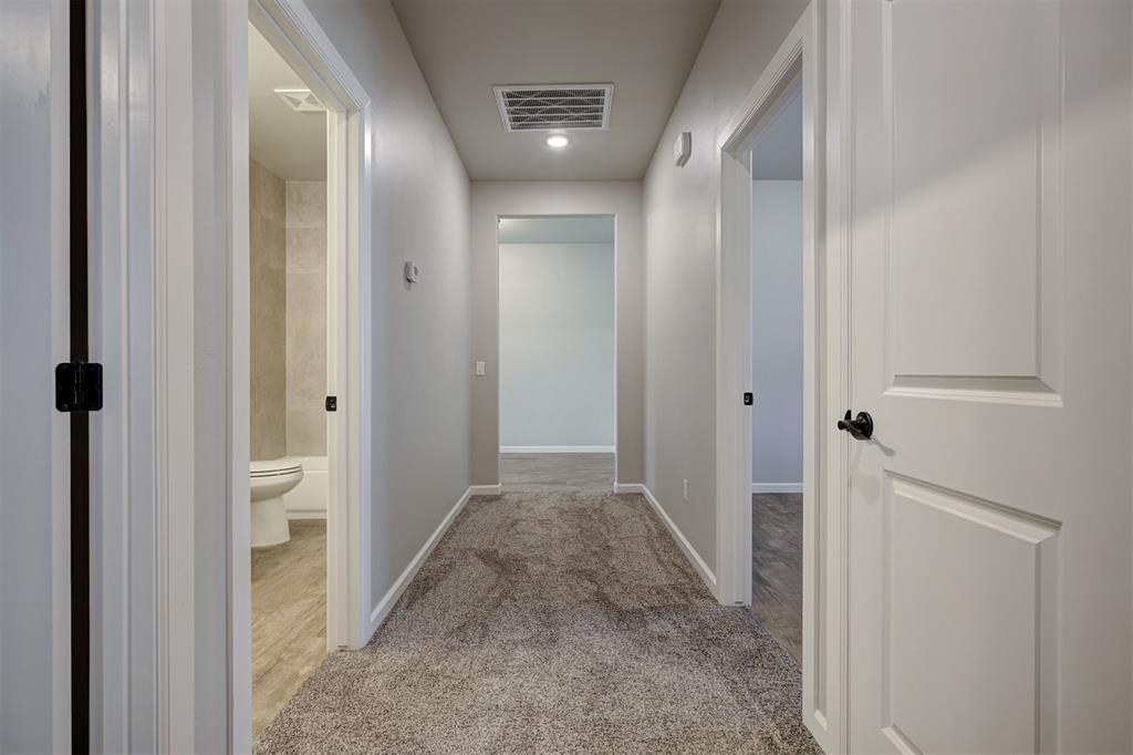 9714 Country Side Lane Property Photo 37