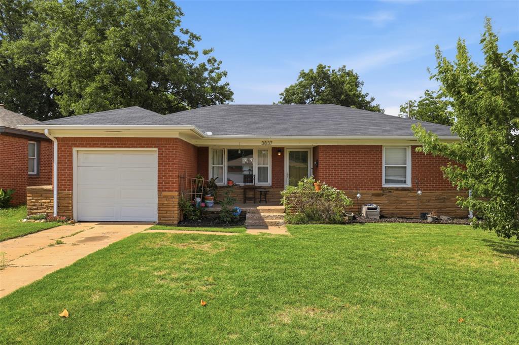 3837 Cashion Place Property Photo 1