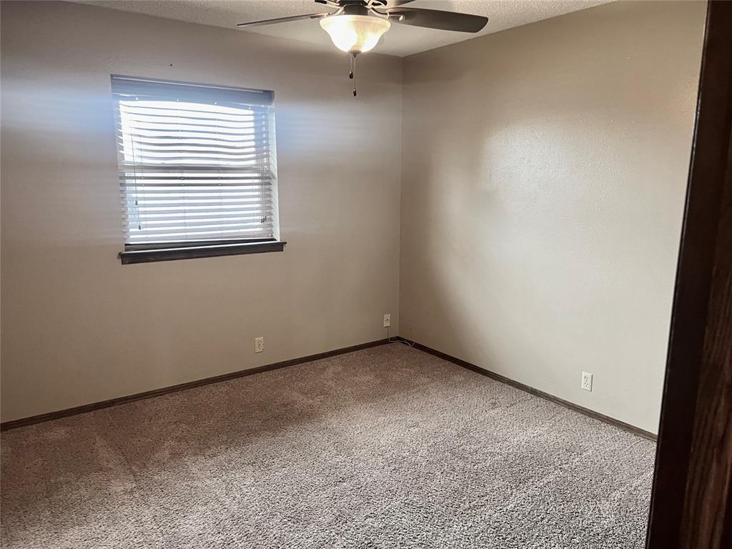1344 Meadow Lane 3 Property Photo 8