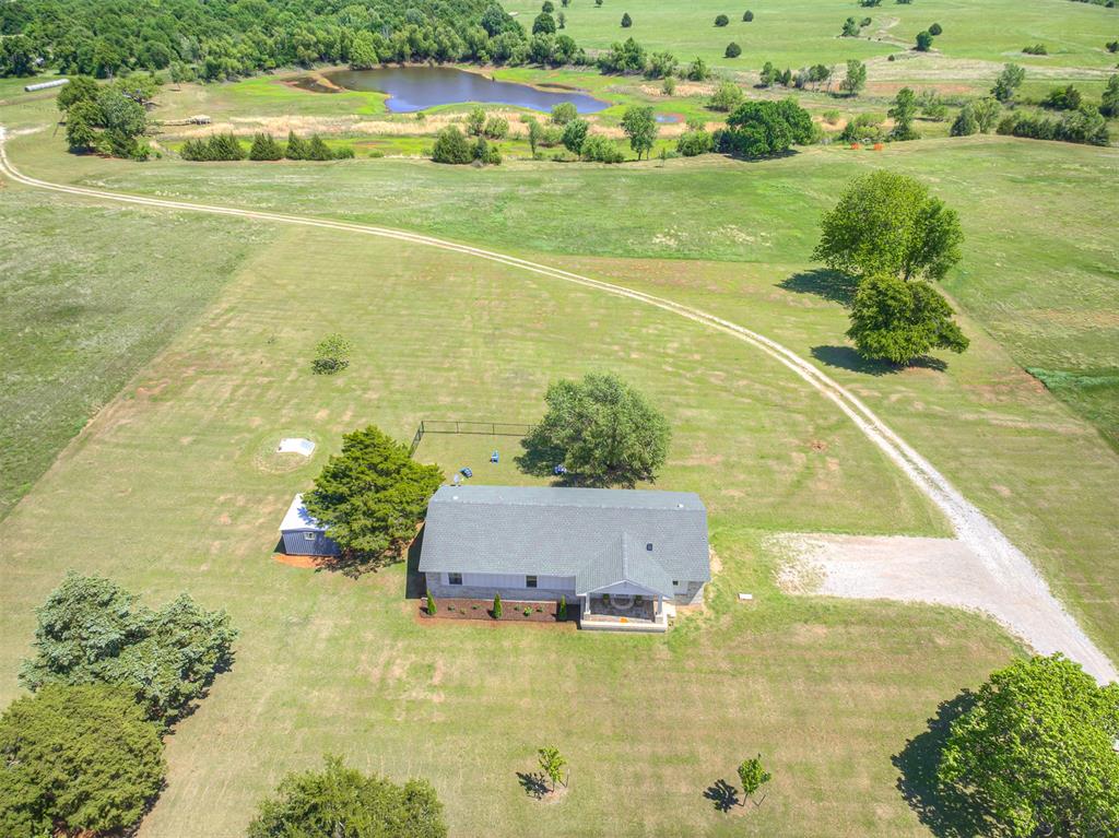 8800 N Coltrane Road Property Photo 6
