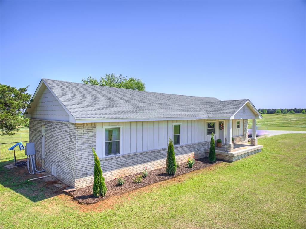8800 N Coltrane Road Property Photo 29