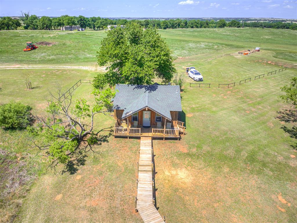 8800 N Coltrane Road Property Photo 44