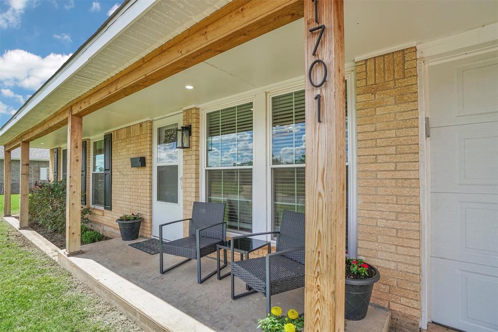 1701 Monroe Street Property Photo 3