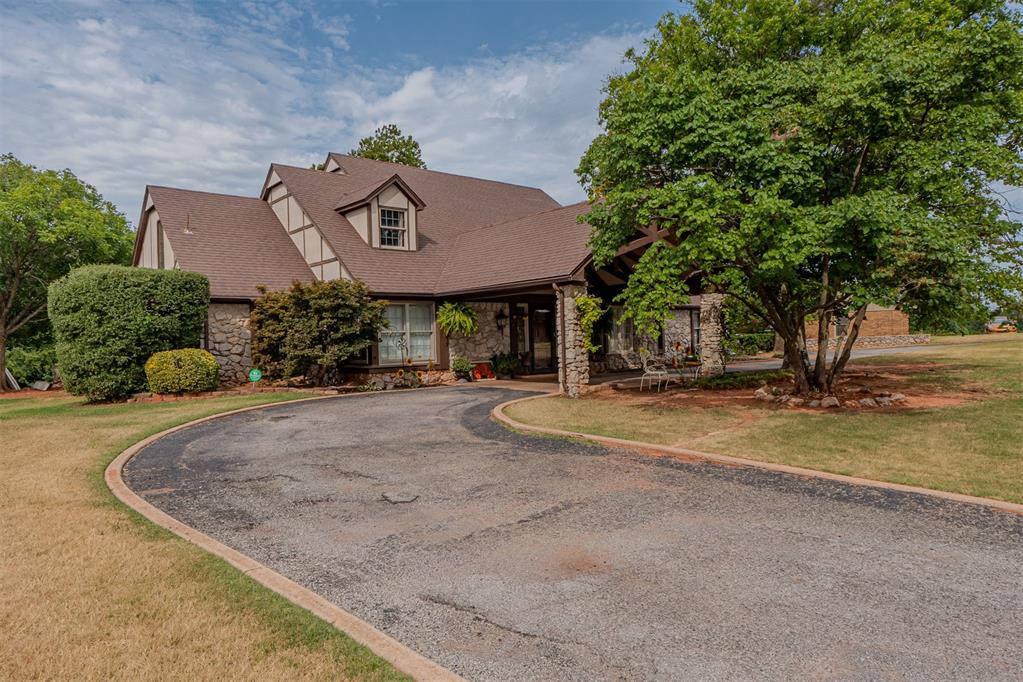254 N Marshall Drive Property Photo 1
