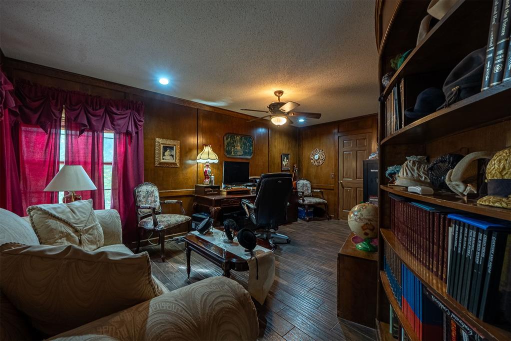 254 N Marshall Drive Property Photo 11