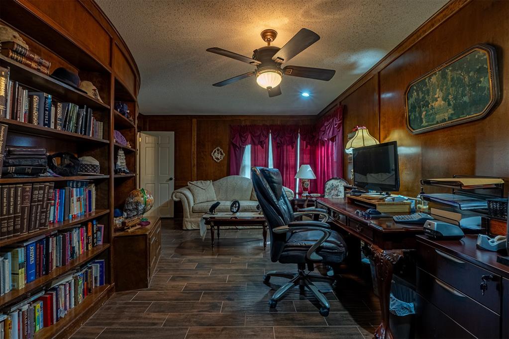 254 N Marshall Drive Property Photo 12