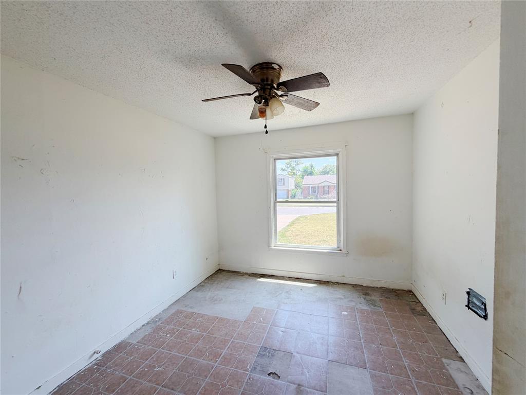 737 Sw 47th Street Property Photo 11