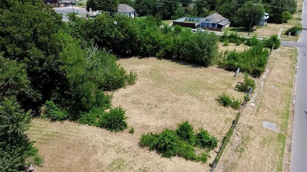 1511 Nw 1st Street Property Photo 3