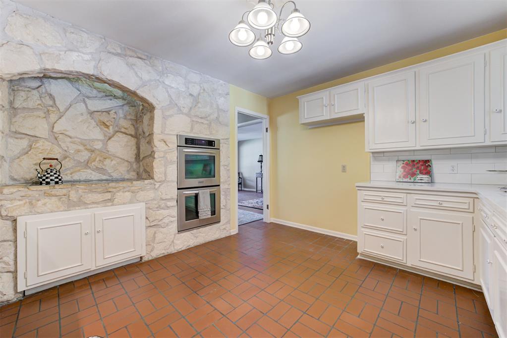 1744 Westbrooke Terrace Property Photo 16
