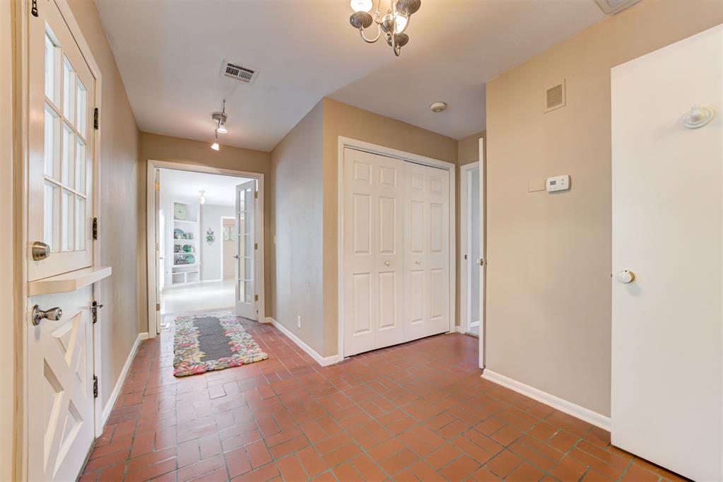1744 Westbrooke Terrace Property Photo 19
