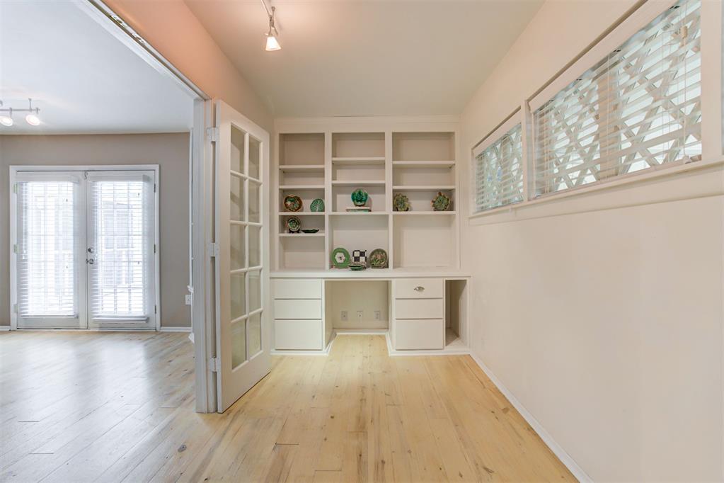 1744 Westbrooke Terrace Property Photo 27