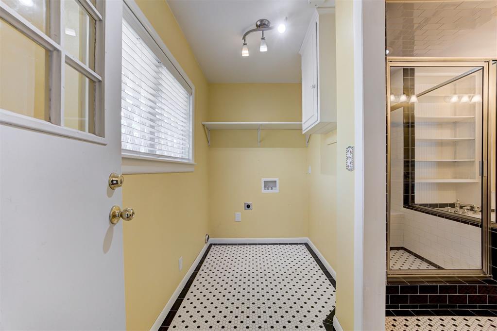 1744 Westbrooke Terrace Property Photo 39