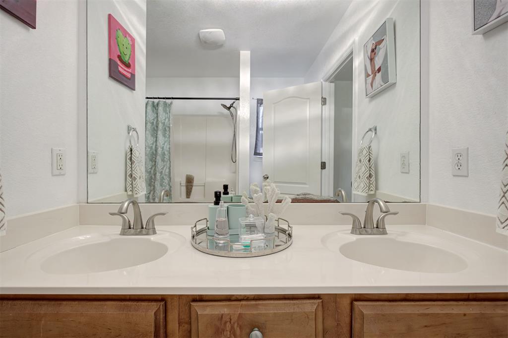 612 Cavecreek Street Property Photo 22