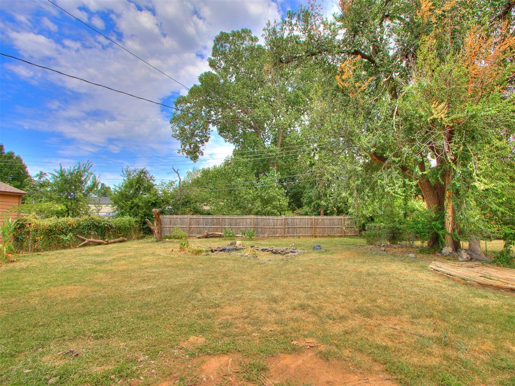 2201 N Roff Avenue Property Photo 8