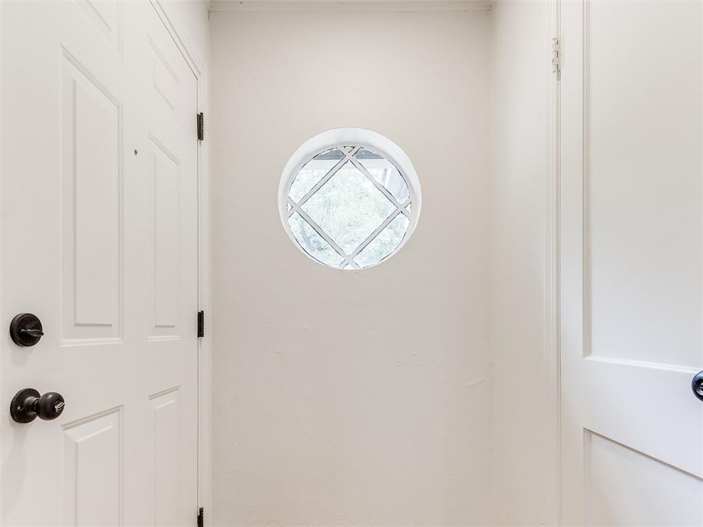 2201 N Roff Avenue Property Photo 13