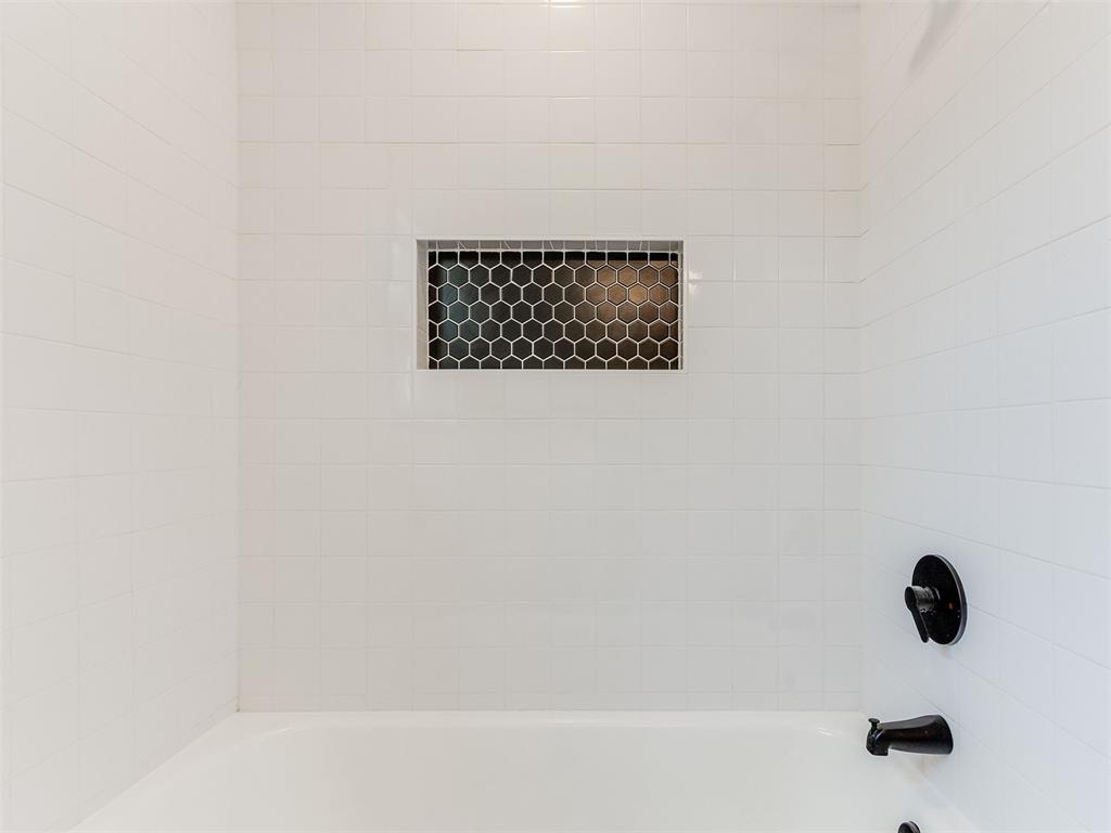 2201 N Roff Avenue Property Photo 24