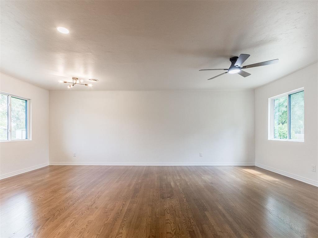 2201 N Roff Avenue Property Photo 31