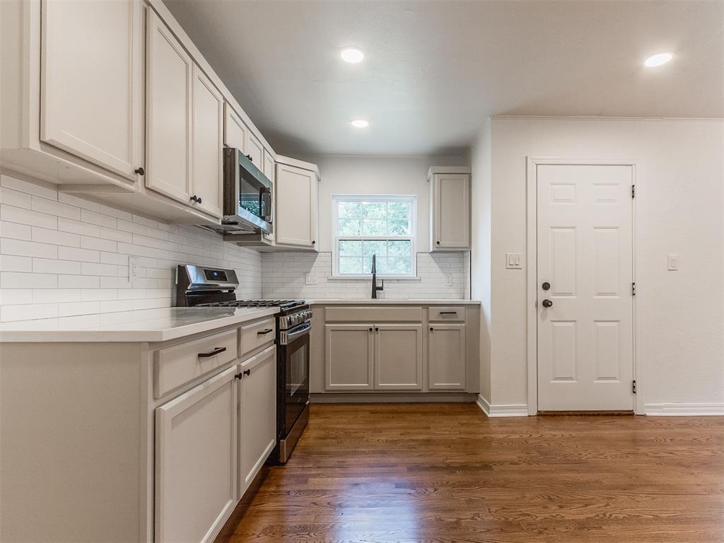 2201 N Roff Avenue Property Photo 42