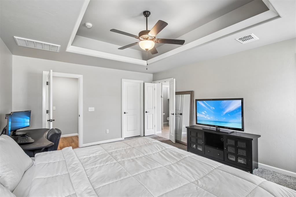 18700 Big Cedar Way Property Photo 17