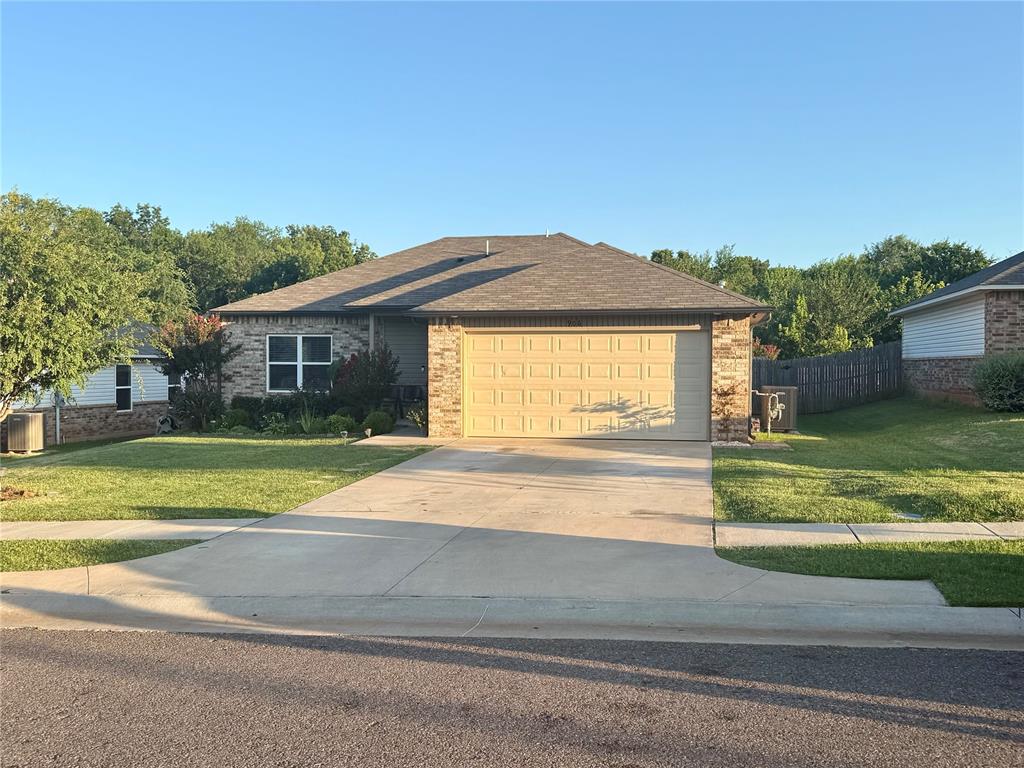 906 River Run Drive Property Photo 1