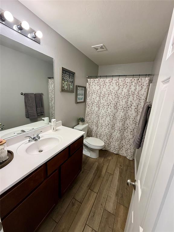 906 River Run Drive Property Photo 30