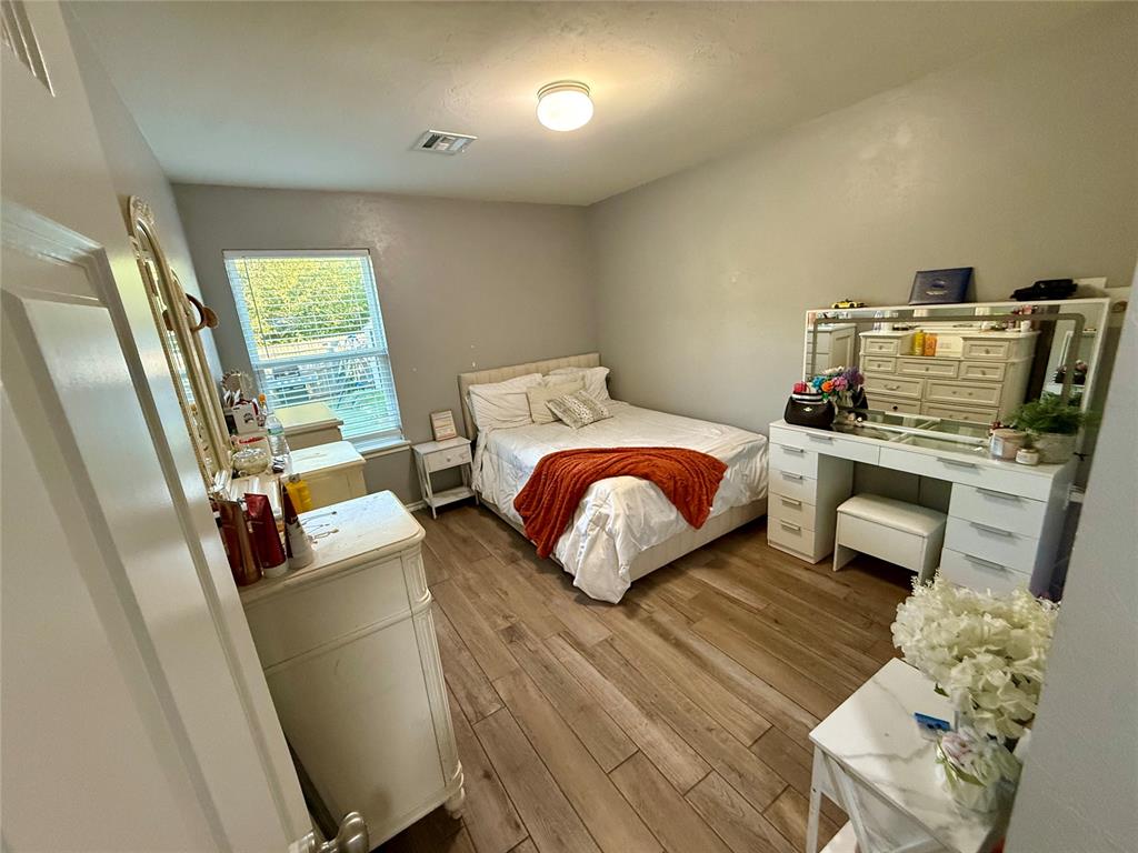 906 River Run Drive Property Photo 33