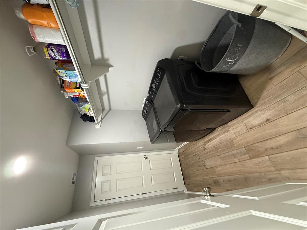 906 River Run Drive Property Photo 41