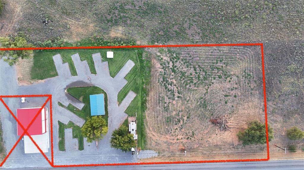 1420 N Crow Roost Road Property Photo 2