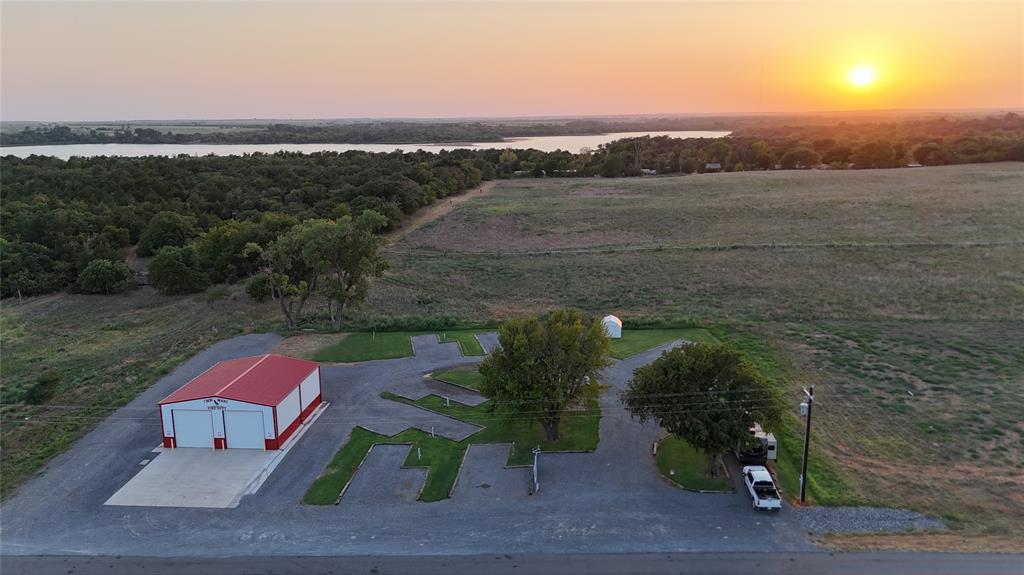 1420 N Crow Roost Road Property Photo 10