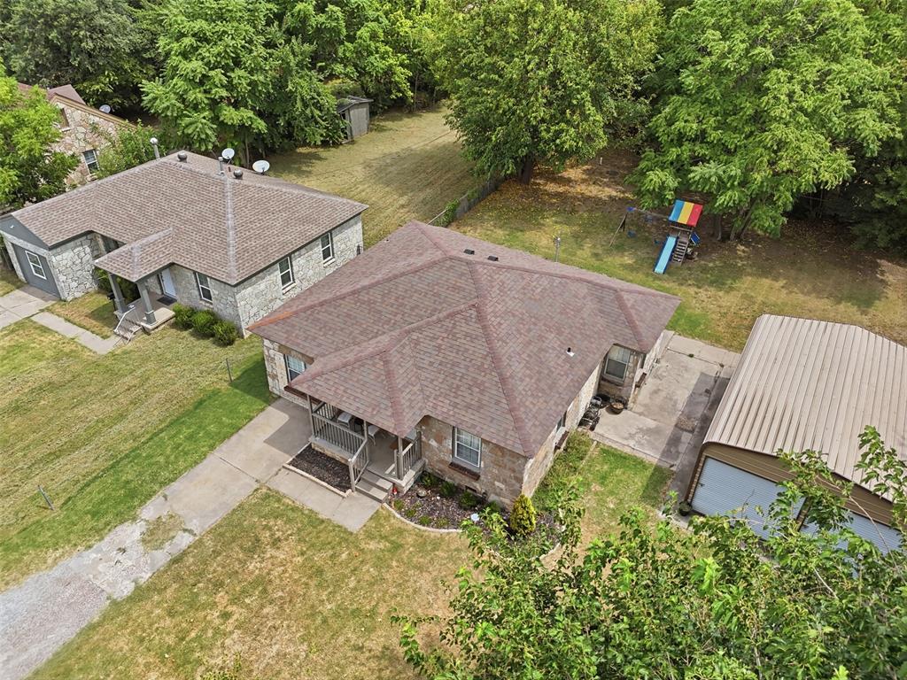 1420 S Daugherty Avenue Property Photo 3