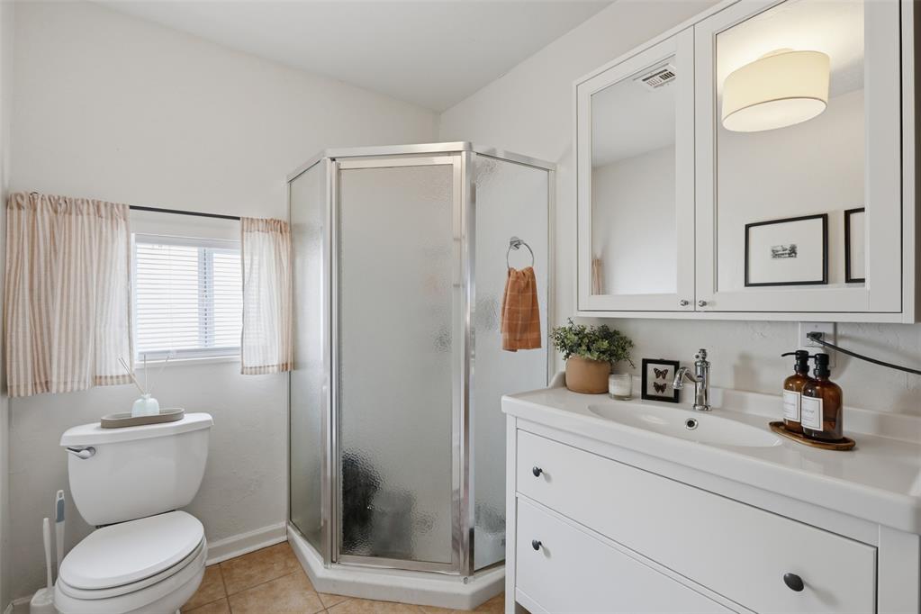 1420 S Daugherty Avenue Property Photo 20
