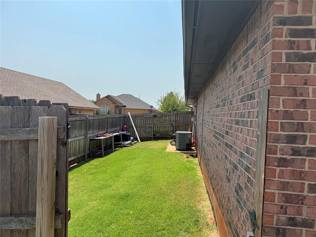 1121 Nw Phils Way Nw Way Property Photo 17