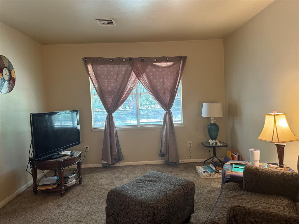 2113 S Boulevard Boulevard Property Photo 2