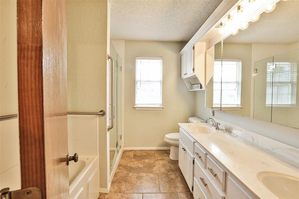 13012 Maple Leaf Drive Property Photo 17