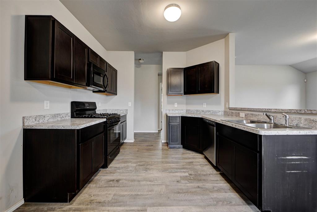 5215 Kye Drive Property Photo 12