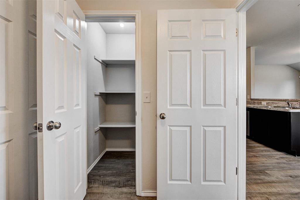 5215 Kye Drive Property Photo 17