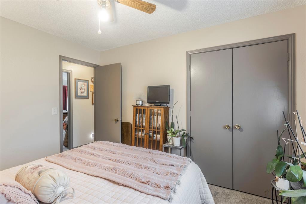 11824 Larkdale Drive Property Photo 18