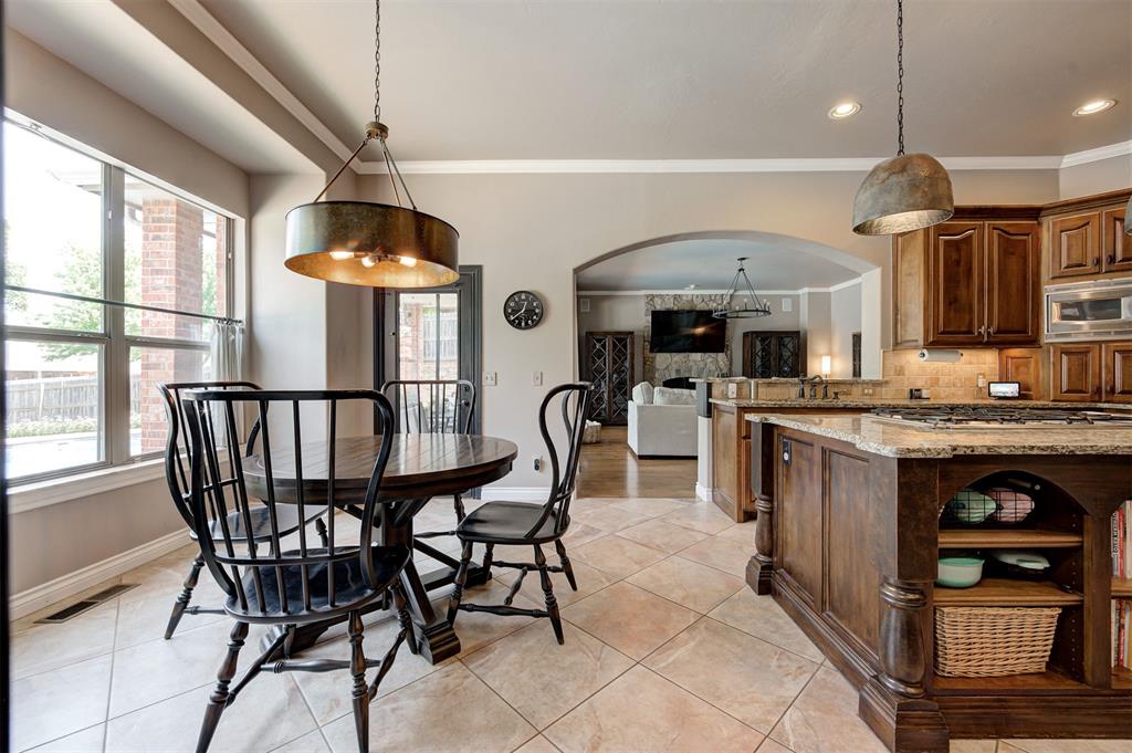 1301 Autumn Creek Drive Property Photo 8