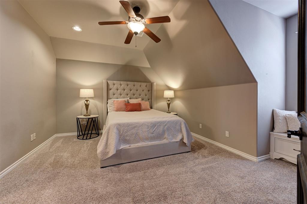 1301 Autumn Creek Drive Property Photo 27