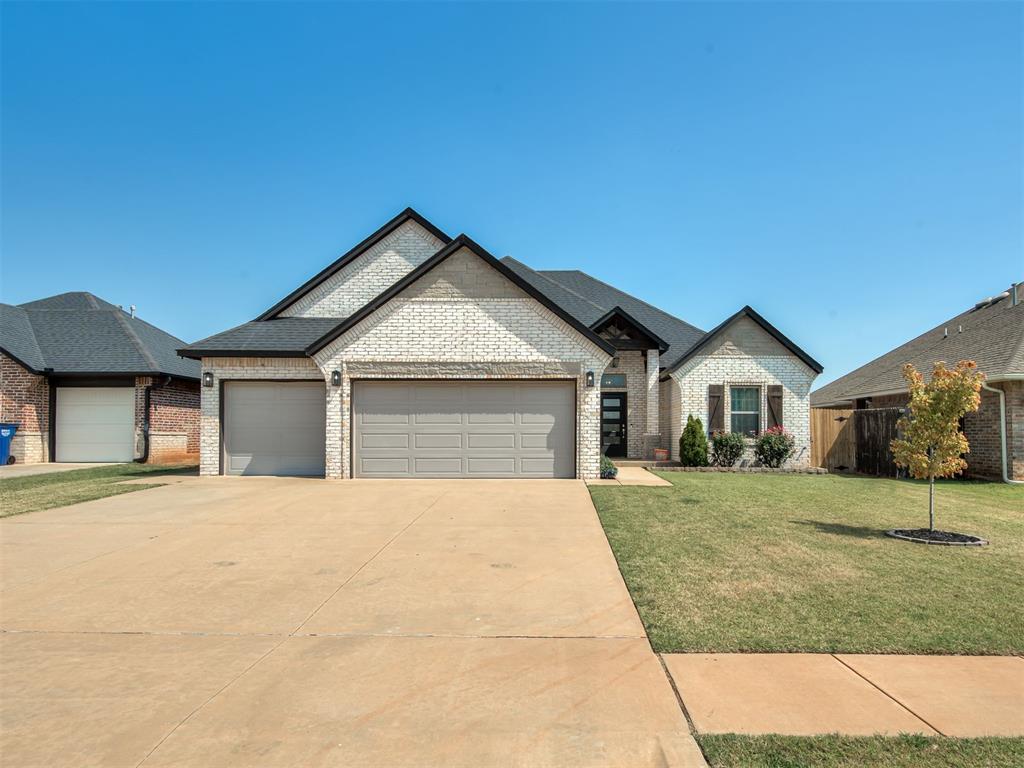 1825 W Blake Court Way Property Photo 3