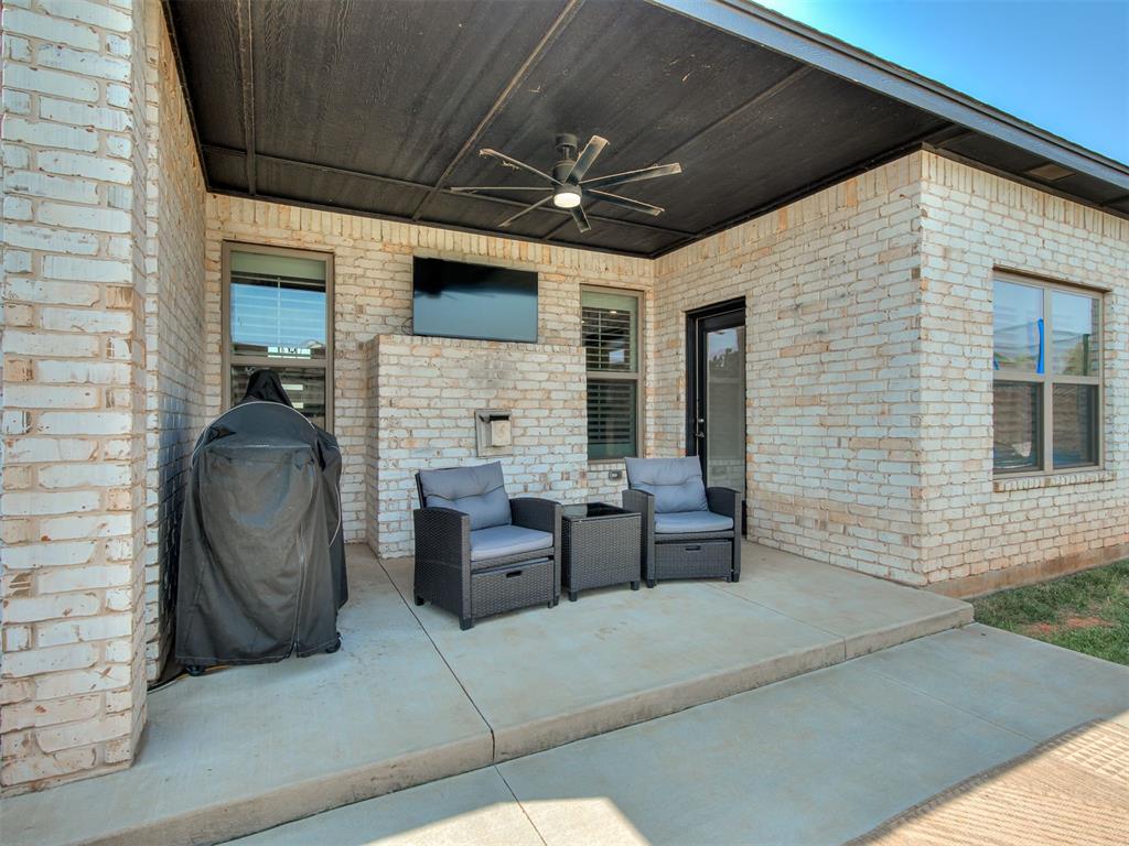 1825 W Blake Court Way Property Photo 37