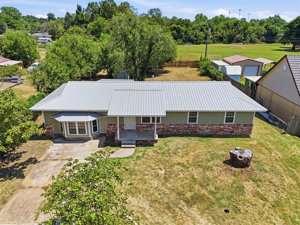 3244 Cox Street Property Photo 5