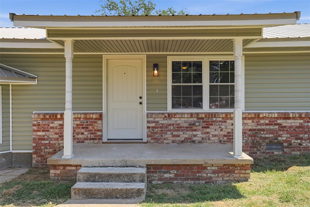 3244 Cox Street Property Photo 7