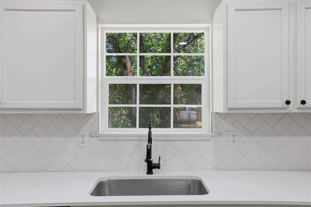 3244 Cox Street Property Photo 14