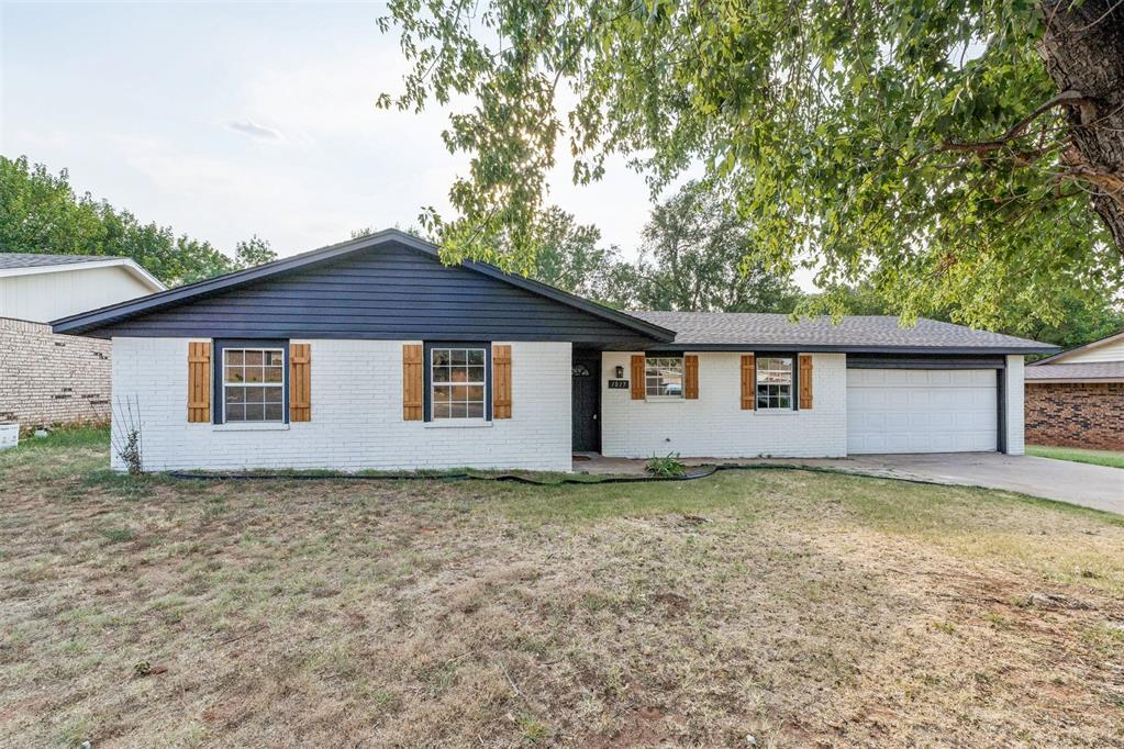 1017 Pinebrook Drive Property Photo 1