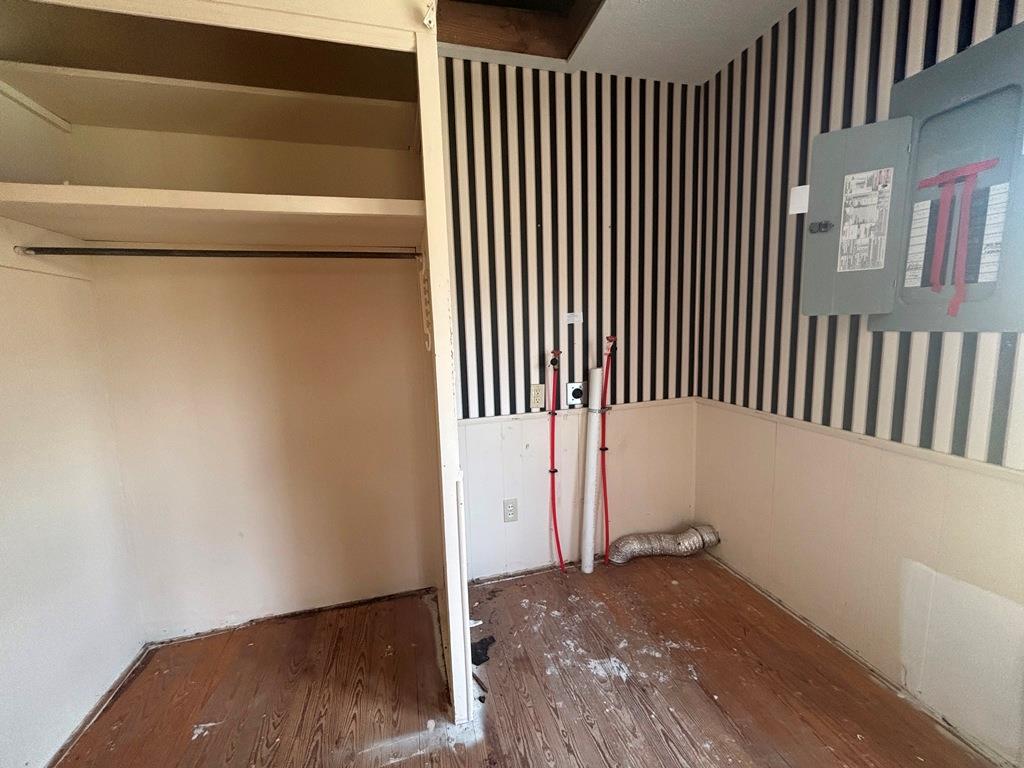 417 W First Street Property Photo 17