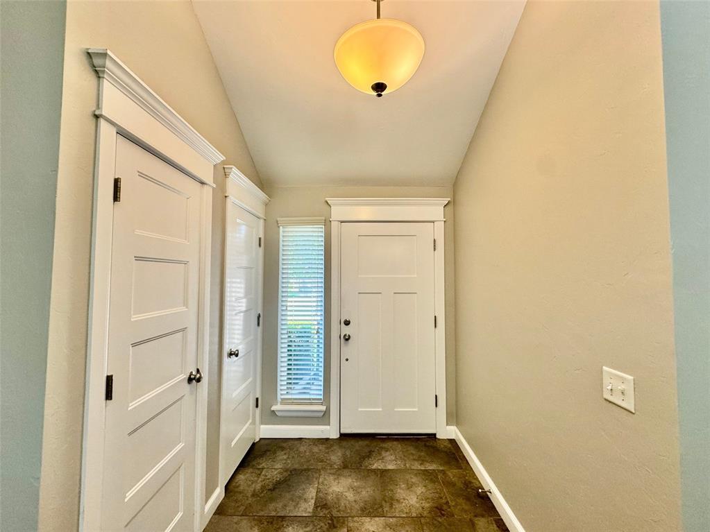 18202 Manera Way Property Photo 4